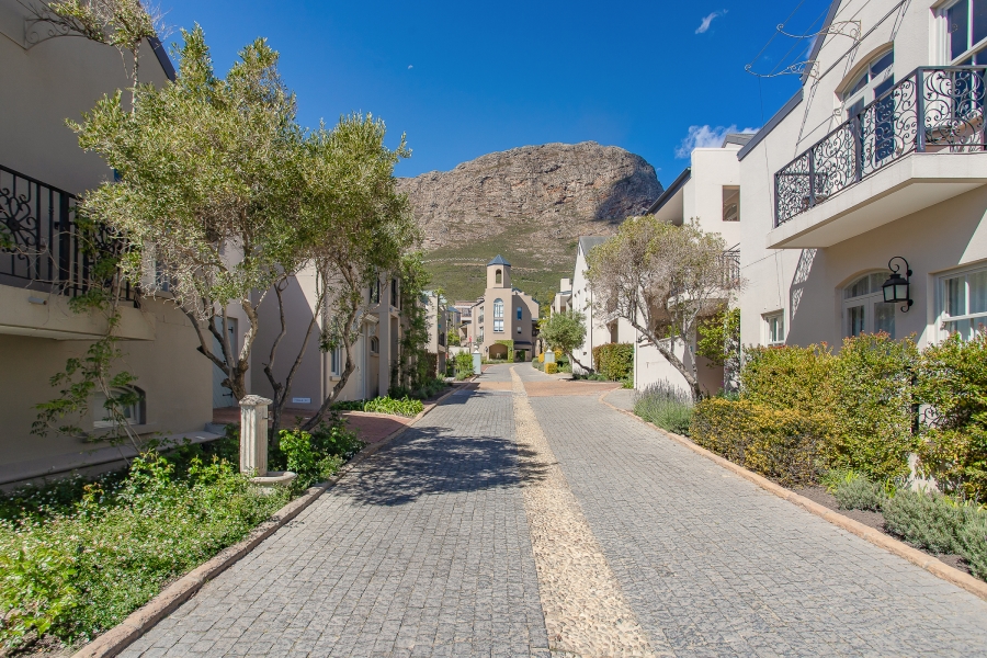 2 Bedroom Property for Sale in Franschhoek Western Cape